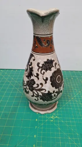 VASO DECORATIVO EM CERÂMICA ESTILO VINTAGE - PEÇA ÚNICA