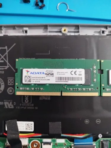 Memória RAM DDR4 4GB 3200Mz