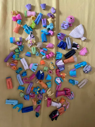 Mega Lote Roupas Emborrachadas Clip-On Vestidos Noiva,Ternos Conjuntos Polly Pocket Mattel
