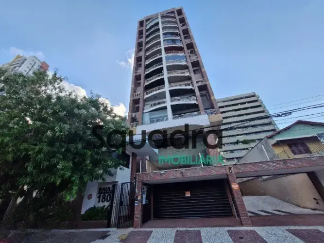 Triplex para locação no Meireles  129 m²