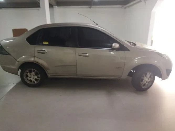 Ford Fiesta Sed. 1.6 8V Flex 4P 2011