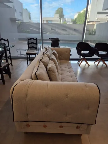 Este sofá é uma peça imponente de Design Living de Alto Padrão