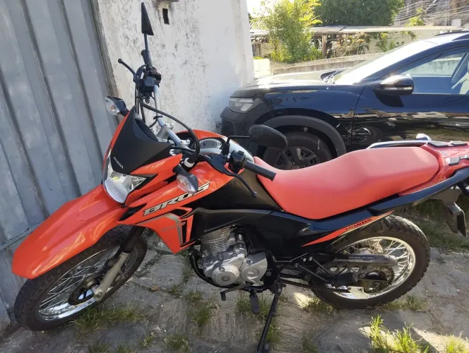 BROSS ANO 2024 COR VERMELHA