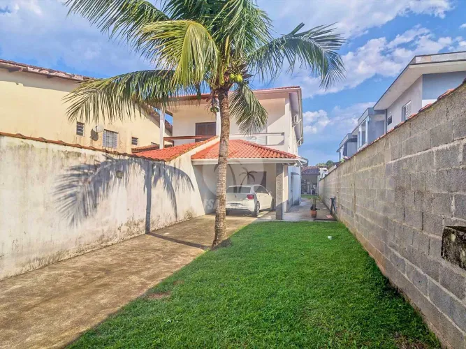 Sobrado 2 Suítes à Venda no Maitinga, Bertioga