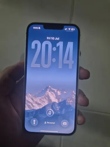 Iphone 16e 128gb bateria 95% Uso Pessoal - Único Dono