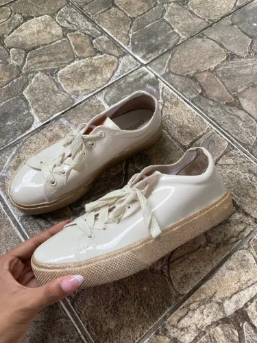 Tênis Petite Jolie com glitter