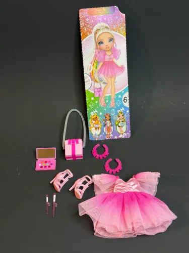 RAINBOW HIGH FASHION PACK AMAYA RAINE