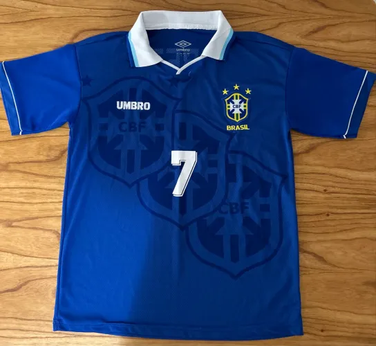 Camisa Seleção Brasileira Retrô Azul Umbro Bebeto Nº 7 - Tamanho M