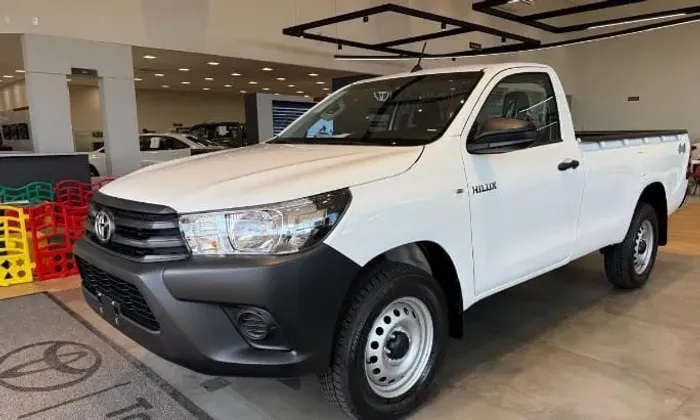 Toyota Hilux CS 4X4 2.8 TDI Diesel Mec. 2026