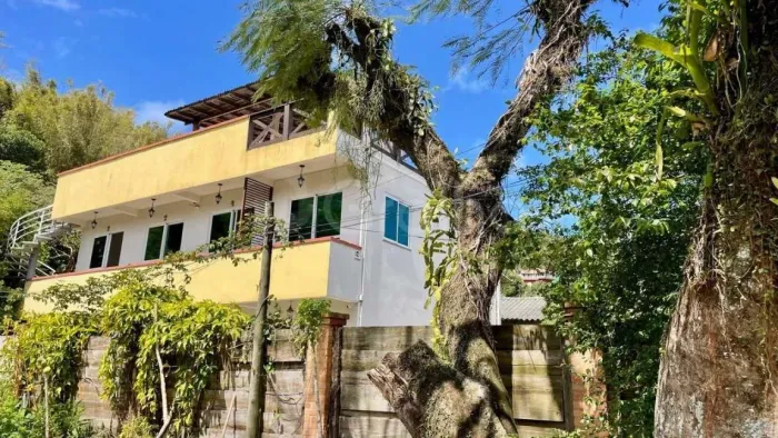 Hotel para Venda em Florianópolis, Barra Da Lagoa, 5 dormitórios, 7 banheiros, 5 vagas