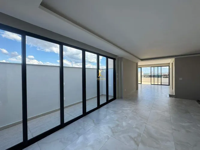 Cobertura 240 m² no Centro de Carmo do Cajuru | 3 suítes, varanda gourmet e 3 vagas