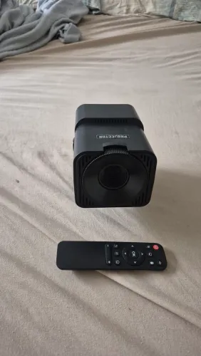 Projetor Hy320 Mini Smart 4k Android 11 Wi-Fi Bluetooth Cinema Black