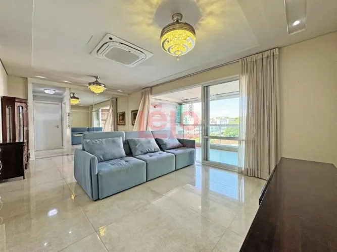 Apartamento à venda Alto Padrão - totalmente mobiliado - Zona 08.