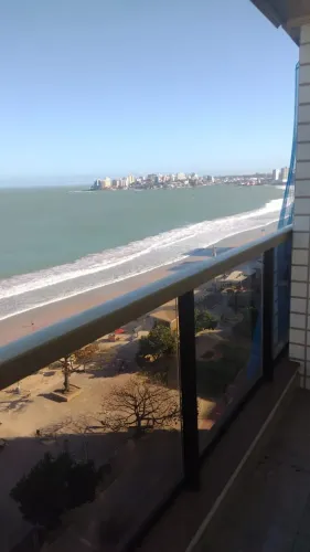 Apartamento para aluguel com 112 metros quadrados com 4 quartos em Praia do Morro - Guarap