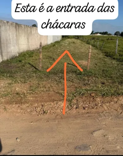 Vendo chácara na Colônia do Piagui ótima localização.