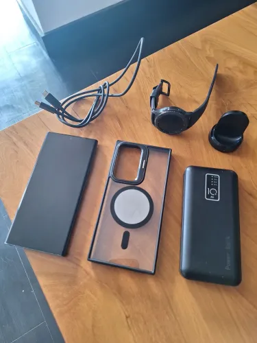 Samsung Galaxy S23 Ultra 512GB + Smartwatch + Carregador Original + Power Bank