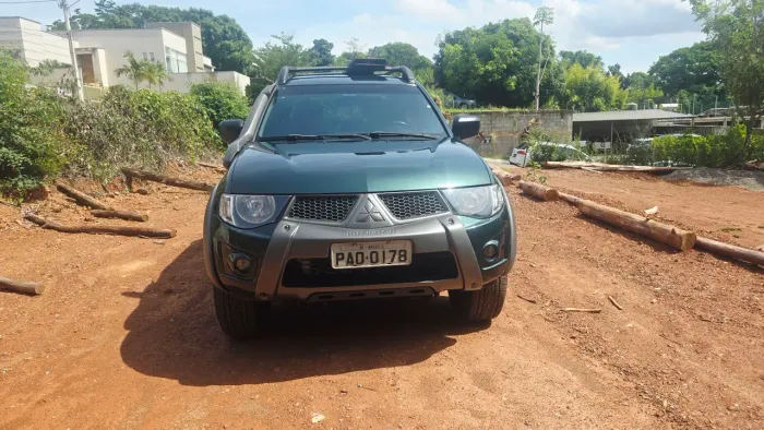 Mitsubishi L200 Triton Savana 3.2 CD TBI Dies. Aut. 2017