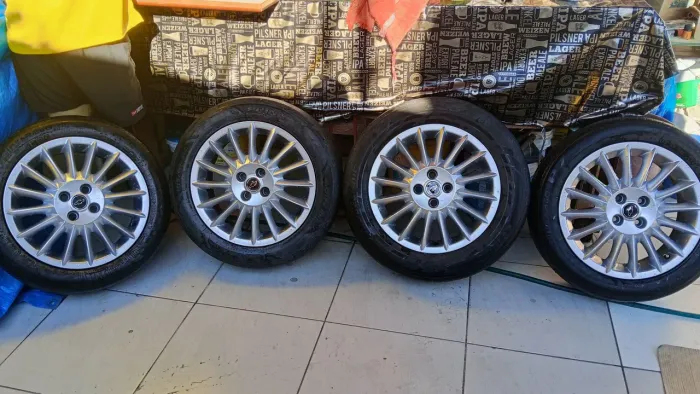 JOGO RODAS FIAT LÍNEA 16"