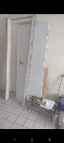 Vendo porta 4 semioca já com forra