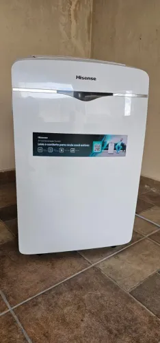 Ar-Condicionado Portátil Hisense 12.000 BTUs Wi-Fi Controle Remoto - 110V