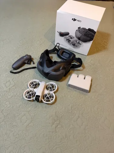 Drone DJI Neo Motion Fly More Combo