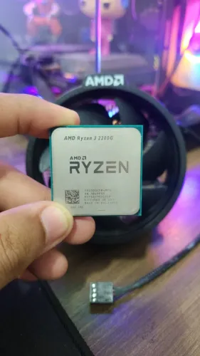 Ryzen 3 3200g + Cooler