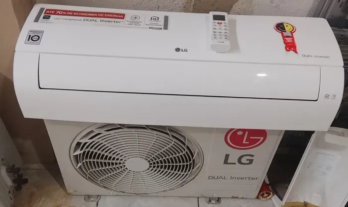 Ar condicionado 12.000 BTUs dual inverter 