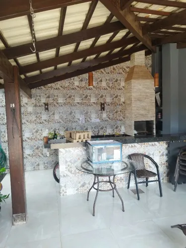 EXCELENTE CASA NA 606 Norte