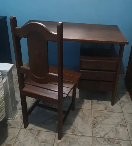 Mesa Sucupira Pequena Com Cadeira Sucupira