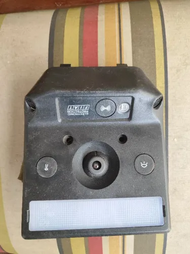 Luz teto cortesia Fiat Tempra