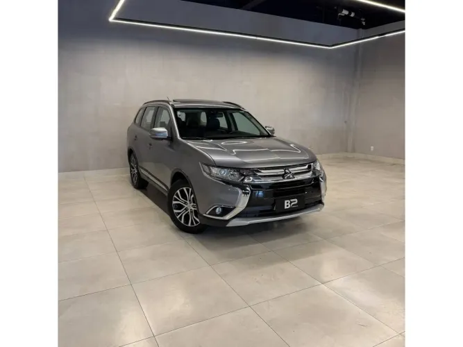 Mitsubishi Outlander Comfort 2.0 16V Aut. 2016