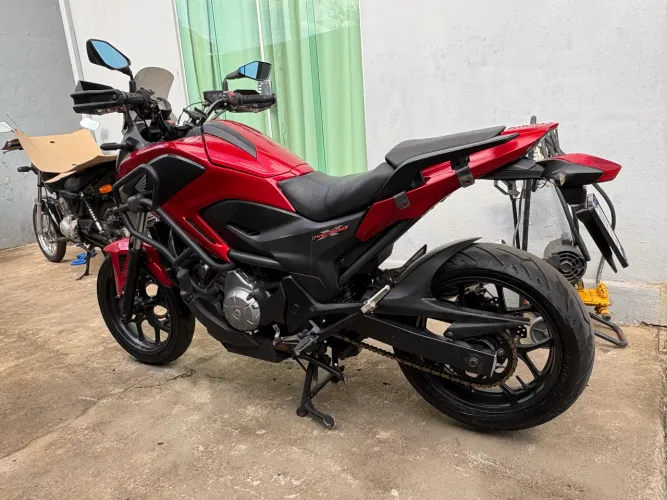 VENDO OU TROCO NC700X c/ ABS