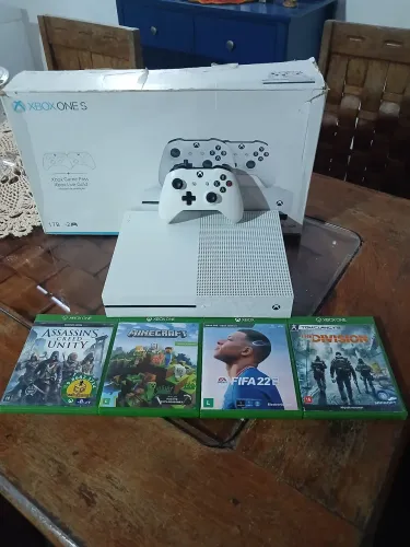 Xbox One S 1TB