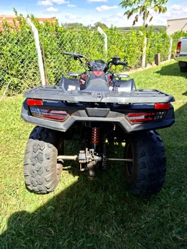 Vende -se farmer 200cc