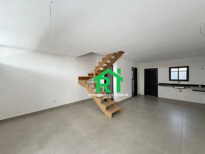 Casa com 3 quartos (1 suíte), 1 vaga e lazer à venda em Jardim Astúrias, Guarujá