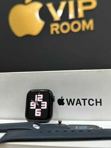 Apple Watch SE 2 40mm preto na garantia até agosto 2026