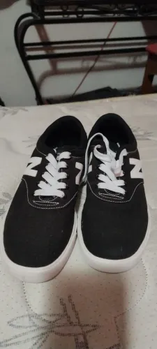 Tênis unissex New balance 38