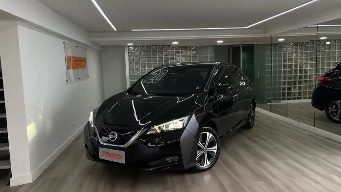 Nissan Leaf Aut. (elétrico) 2020