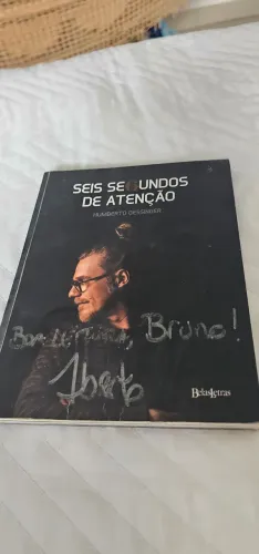 Livro autografado de Humberto gessinger