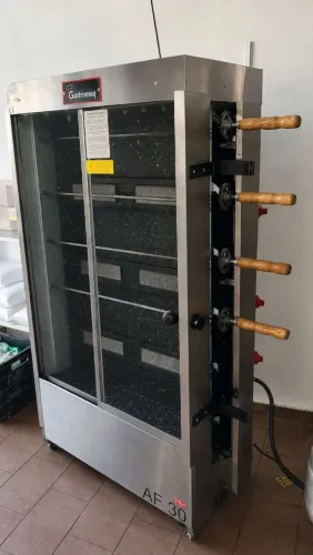Máquina de Assar Frangos