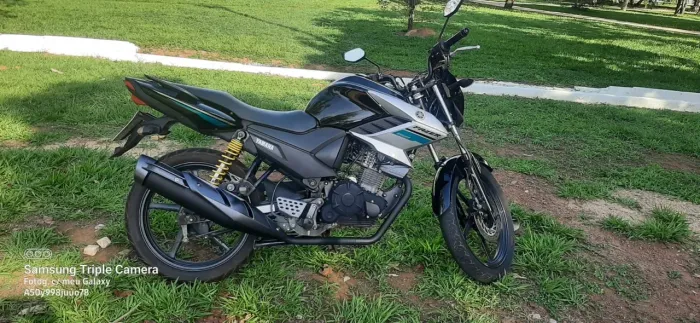 Vendo moto Yamaha 