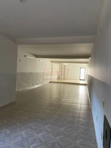 QI 616 | Imóvel Comercial com Loja, Salas e Edícula Taguatinga/DF