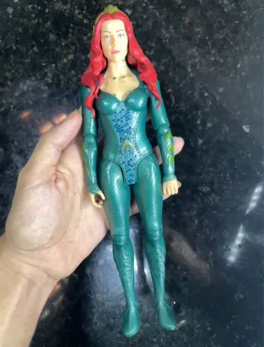 Boneca Mera Aquaman DC Mattel Original - 30cm