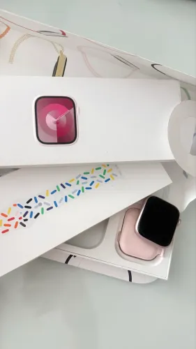 Apple Watch S9 45mm Pink Aluminium Novo