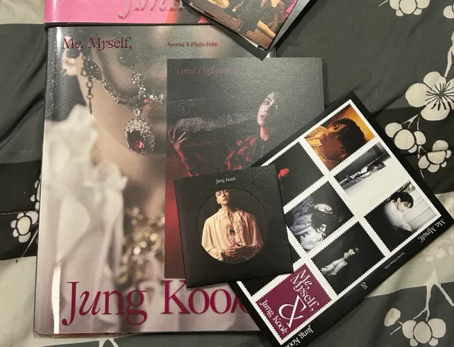 BTS JUNGKOOK FÓLIO/Photofolio INCOMPLETO