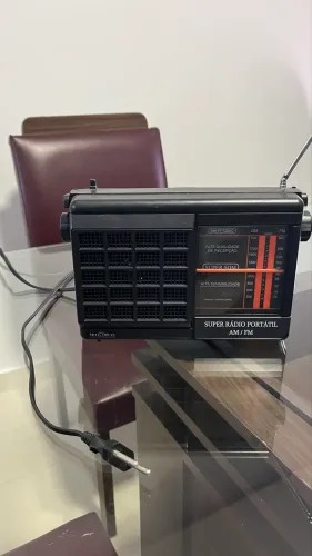 Rádio Portátil Motobras RM-PFT22AC 2 Faixas Preto
