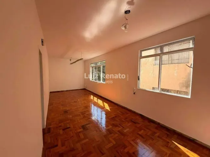 Apartamento à venda no bairro Serra