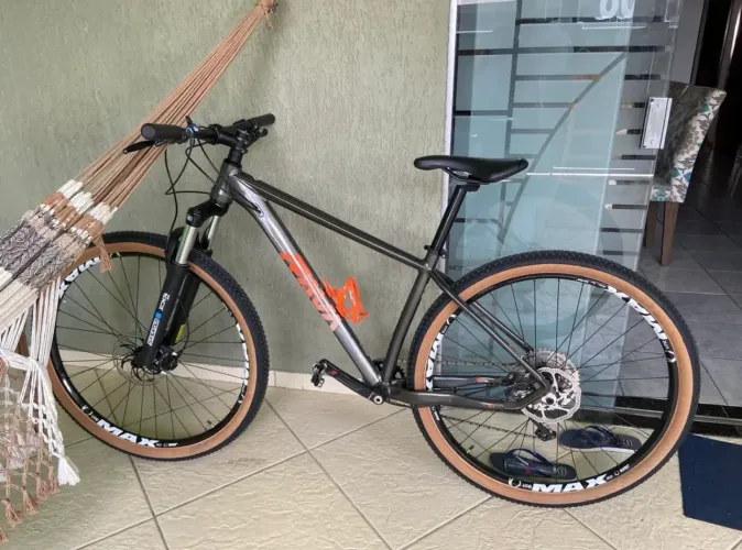 BICICLETA RAVA CAVE Q17