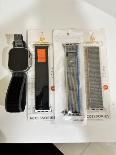 Apple Watch Ultra 1ª Geração 49mm Titânio GPS + Cellular