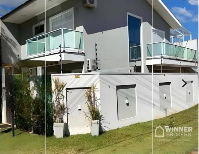 Sobrado à venda, 143 m² por R$ 900.000,00 - Jardim Maia - Campo Mourão/PR